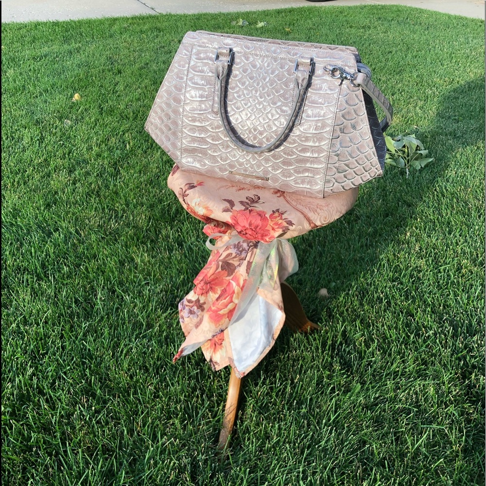 Sold! Brahmin Silver Pamilla Arden - Picture 10 of 13